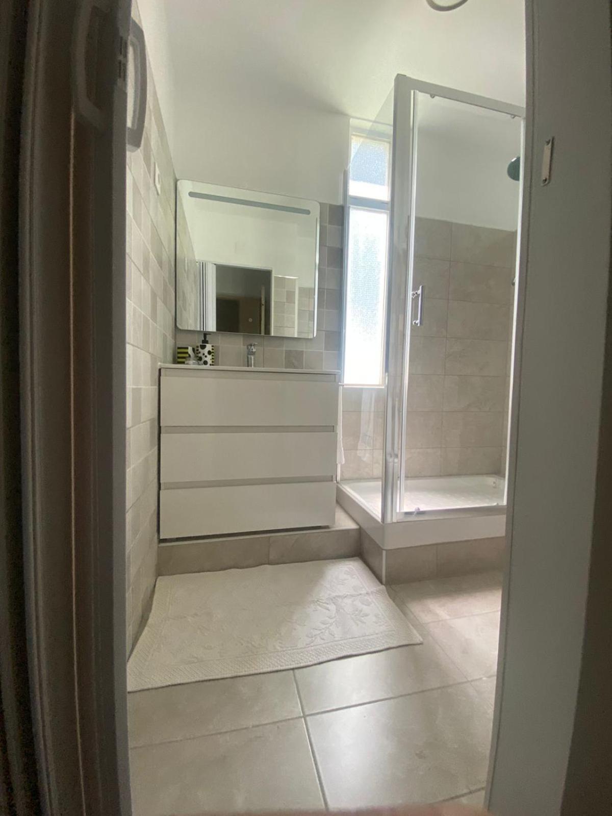 Bedroom Tranquility Loures Luaran gambar